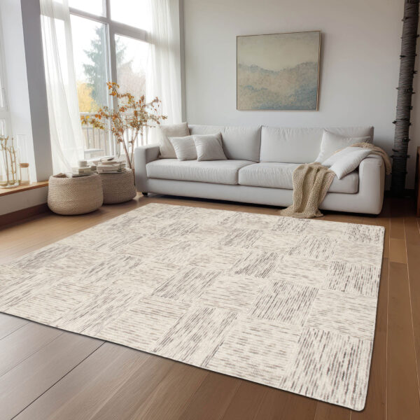 remix-HRI-1552-Rug-room-scene-Short-Hasida-Rugs-Collection